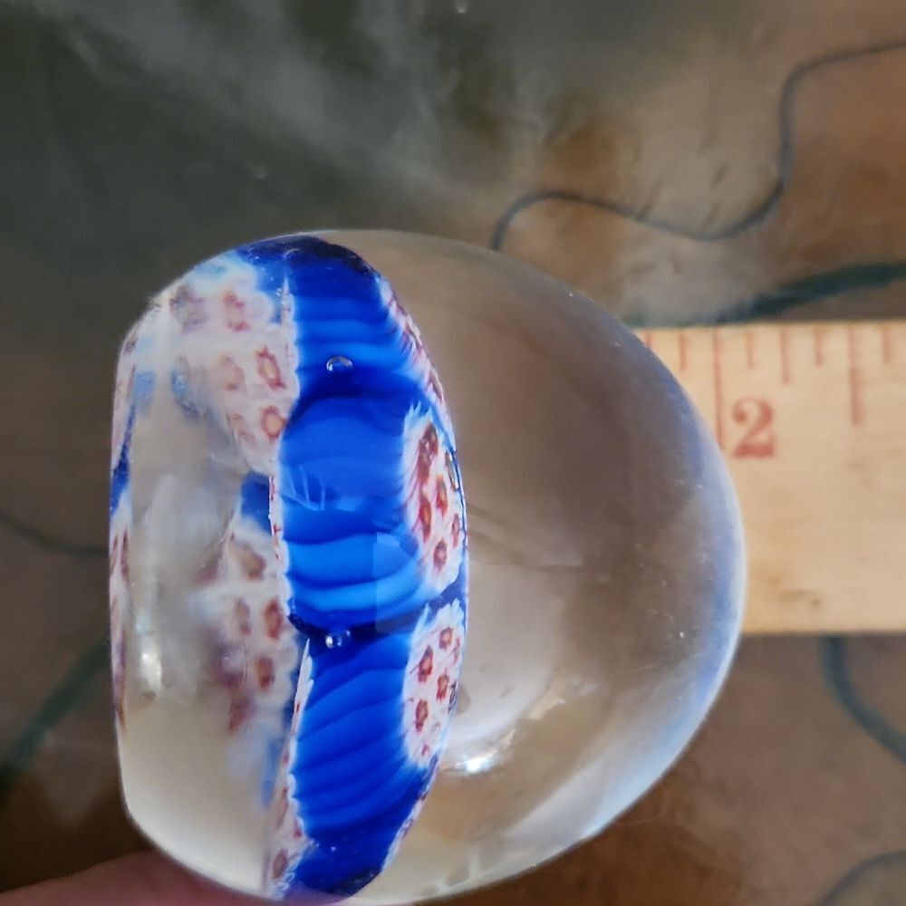 Paperweight Glass - Picture 5 of 5